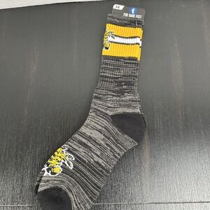 For Bare Feet Crew Socks Men's L 10-13 Wichita State Shocker Collegiate Athletic